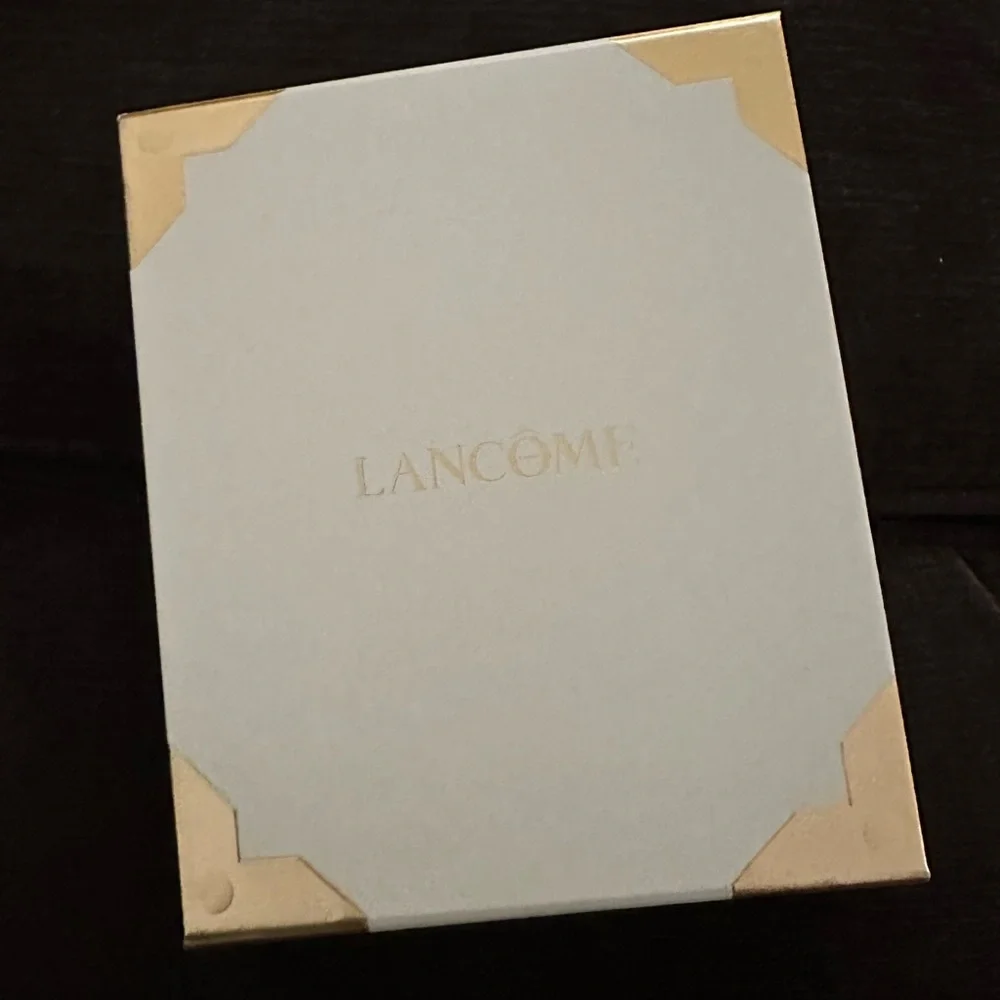 NWT Lancome Teint Idole Ultra Wear foundation 400W (WITH BOX!!)
